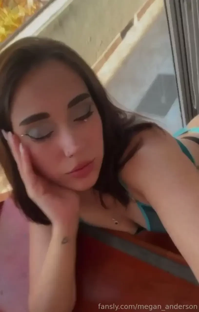 Tell me some of your fantasies maybe i can be part of it pussy 