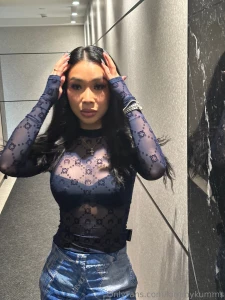 Tight and pretty who want to video call