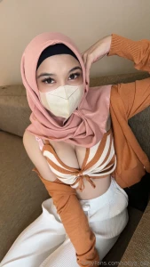 Sweet face sinful body bet you can t resist