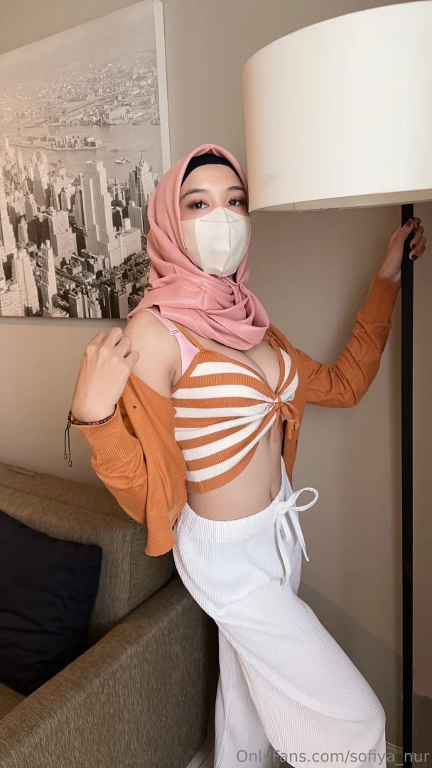 I m not innocent but i can pretend 