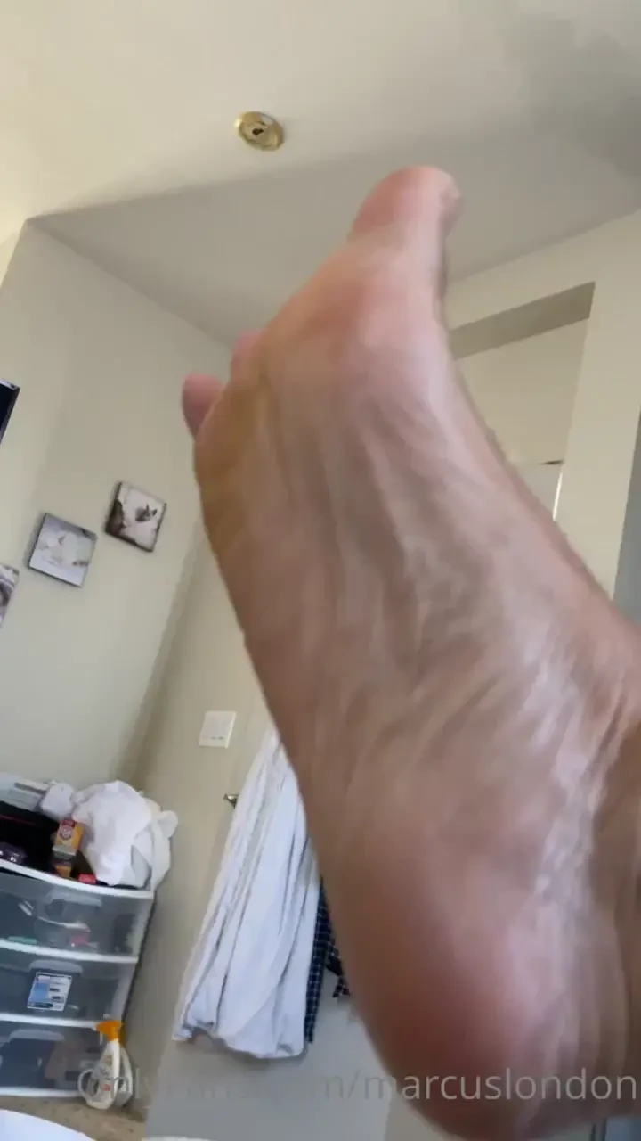 Good morning to you from my feet 