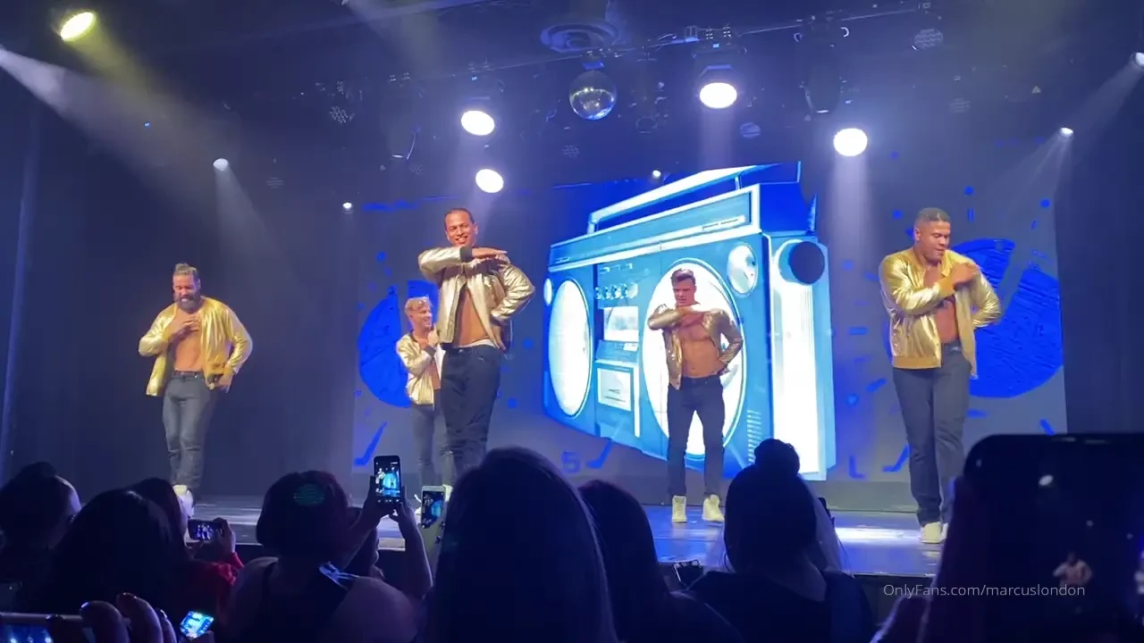 Thunder down under last night my mates 