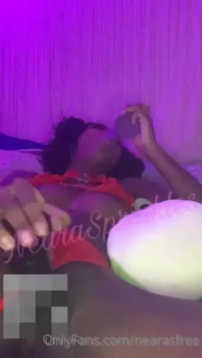 Nearasprinkles loves to multitask 