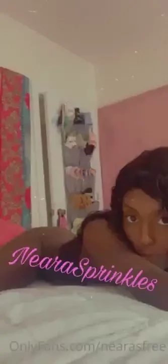 Hm oh wow nobody wants to video call i wanna cum to some dick 