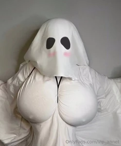 Free subscription she is waiting for you camila_la this bitch part 265