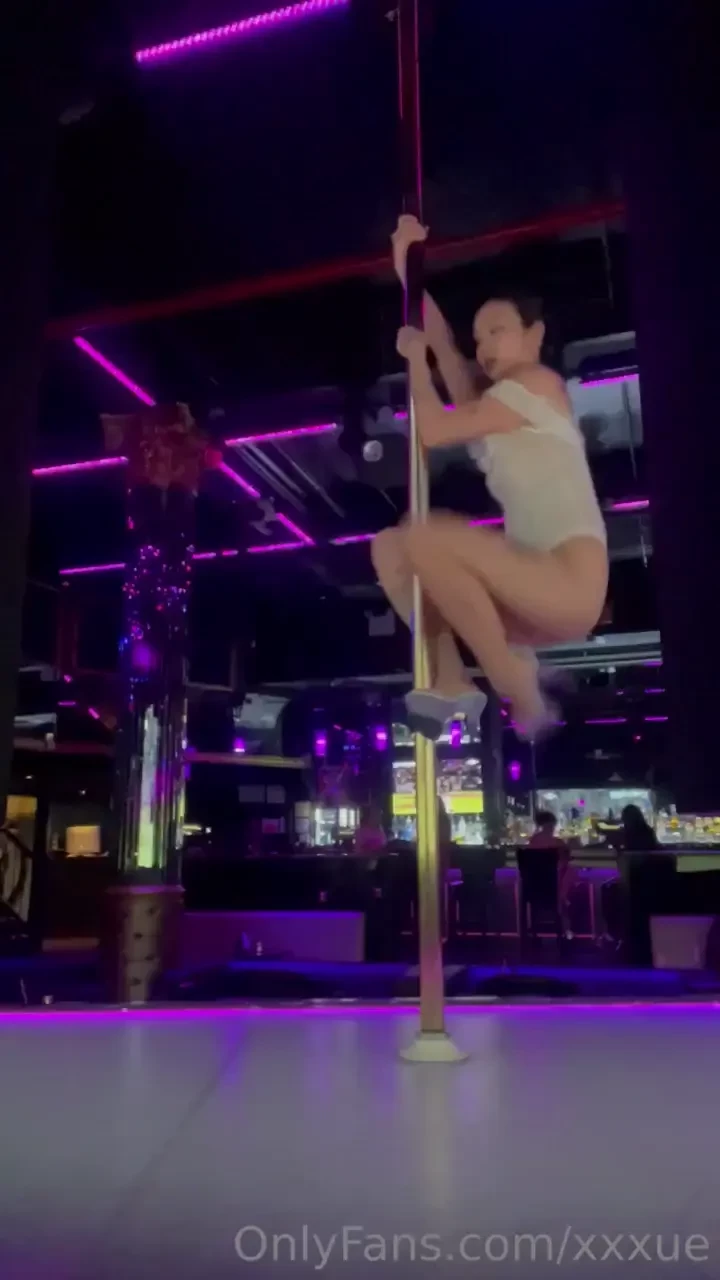 Got a clear heels request so here you go one of my fave songs to dance 