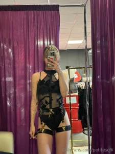 Would you like to give me this set so you can see it in person