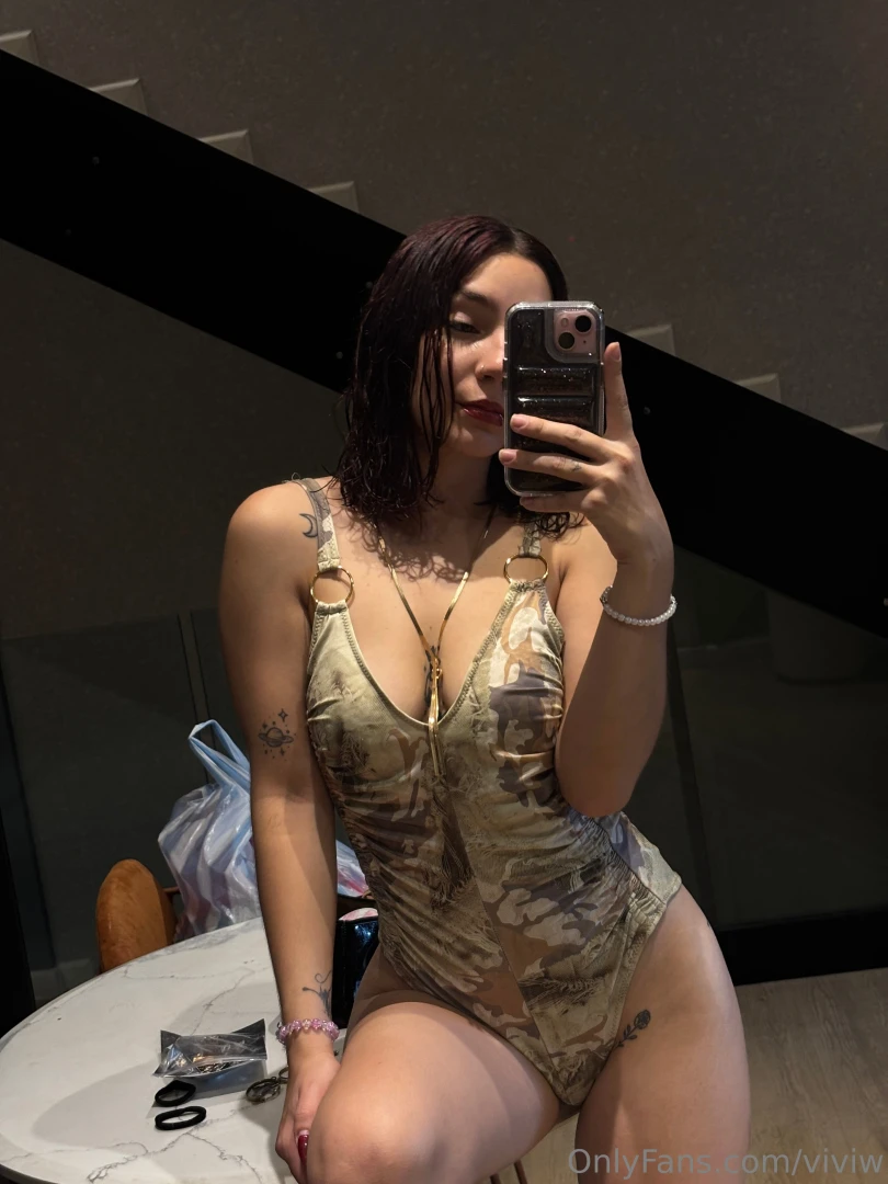 If you think this pic is hot wait til you see the video 