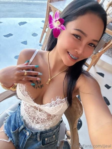 Too hot to handle part 321