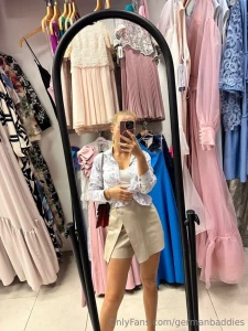 Dieseeannikaaa hi ich bin die annika 21 und kann mich hier endlich part 1