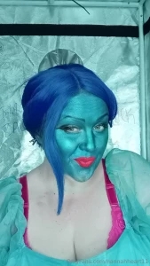 Not done with the makeup selfie bombs part 19
