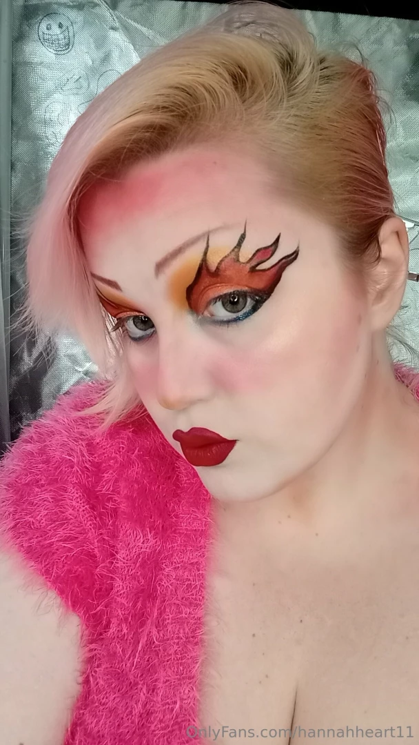 Not done with the makeup selfie bombs part 14 