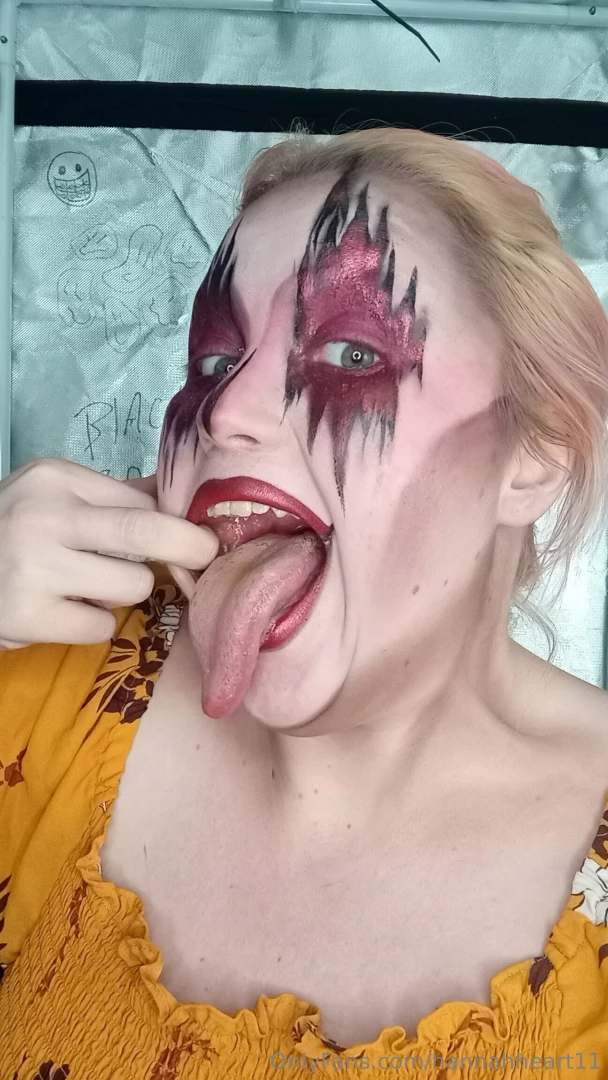 Not done with the makeup selfie bombs part 15 