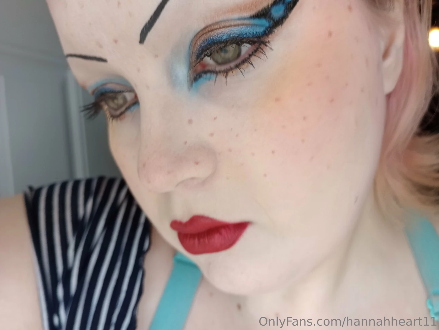 Not done with the makeup selfie bombs part 5 