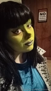 Not done with the makeup selfie bombs part 25