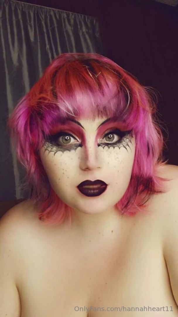 Photobomb felt cute part 10 