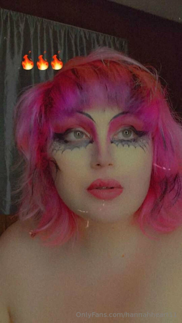 Photobomb felt cute part 15 