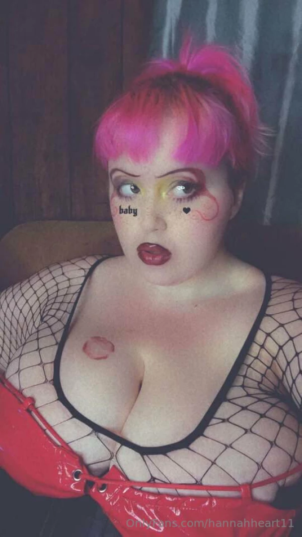 Photobomb felt cute part 4 