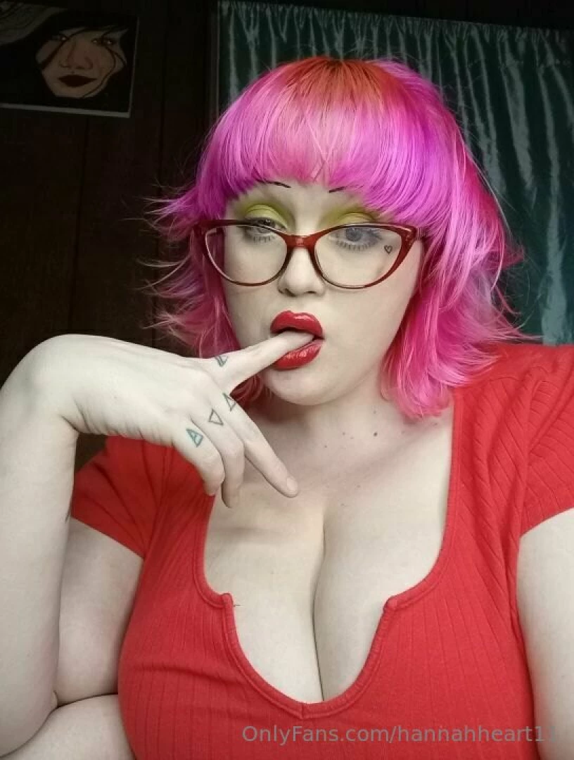 Photobomb felt cute part 5 