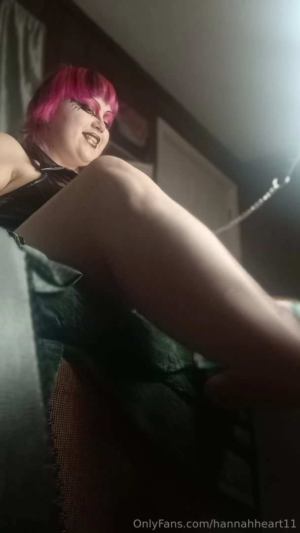 Photobomb felt cute part 20 