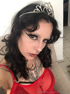 Good morning i m feeling kinky hit my dm and tell me your wildest