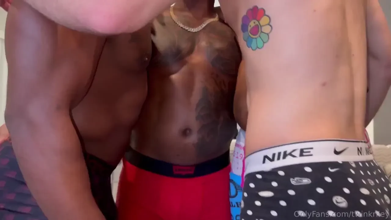 My first 4-way with jacobi alex and denzel i sucked a ton of meat got 