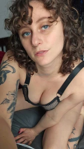 Je suis excit e depuis ce matin et j ai vraiment besoin de jouir tu