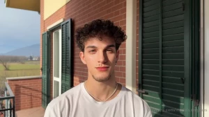 Casting di pietro 18 anni di bari fa il meccanico e ha la passione per