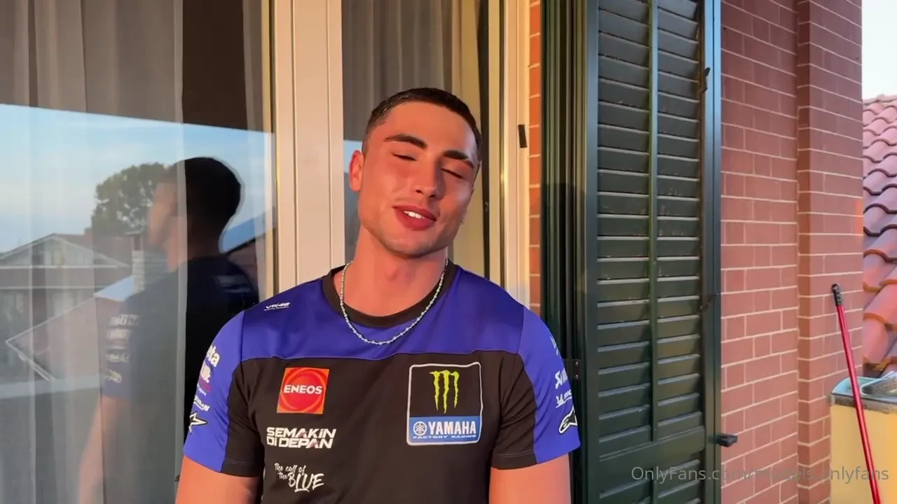 Casting di ivan 22 anni di torino sportivo un manzo muscoloso di 85kg 