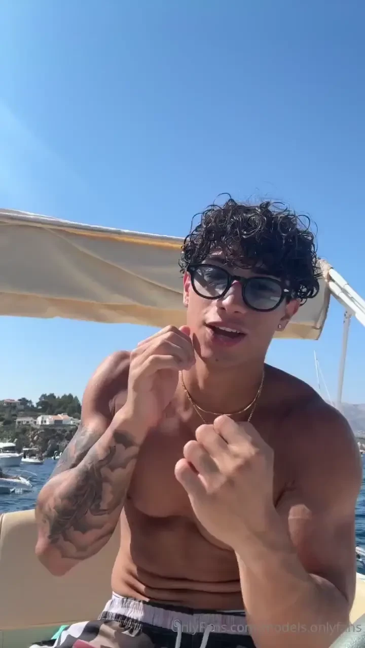 Abbonati ora voglio dare la possibilit a tutti di abbonarsi oggi solo 