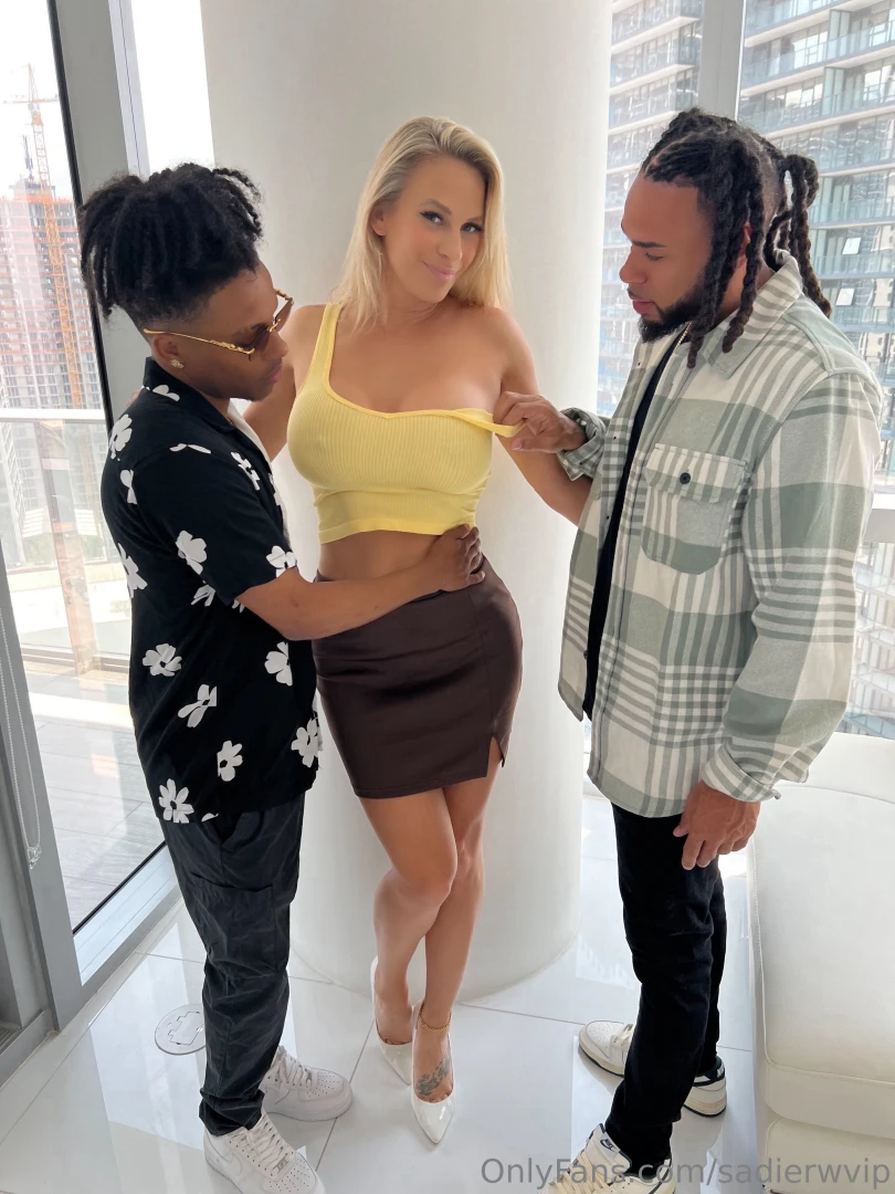 I fucked my neighbours met my new neighbors jai_swerve and 