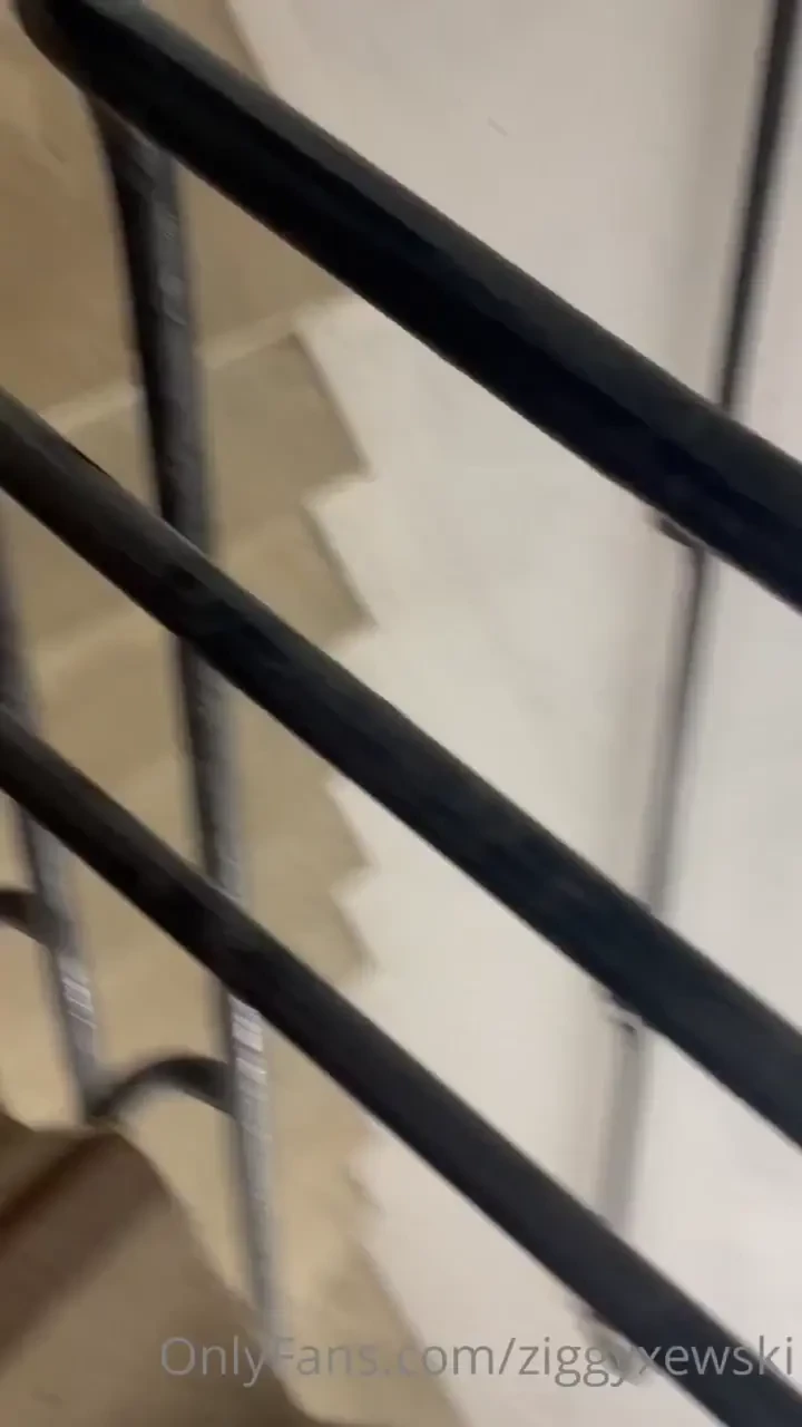 Little collab with a friend at the stairwell xsinbad 