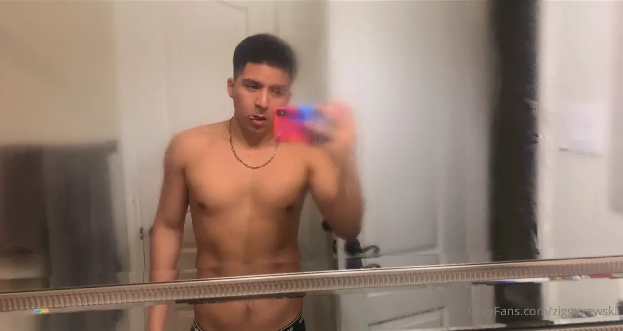 Some videos of me so y all can see more of how i look like 