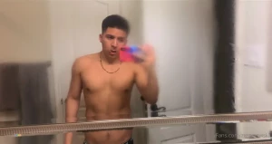 Some videos of me so y all can see more of how i look like