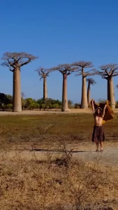 Flashing at the baobabs i know i look like a granny with my skirt and part 2