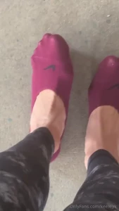 Omg i got these red ped socks so sweaty and dirty at work like and part 3