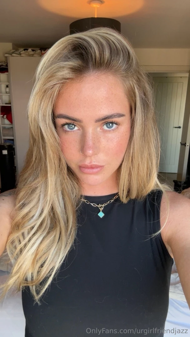Could u resist these eyes 