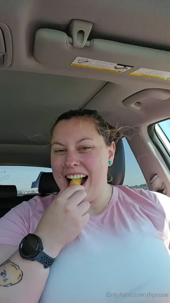 Swallowing mozzarella sticks lol 
