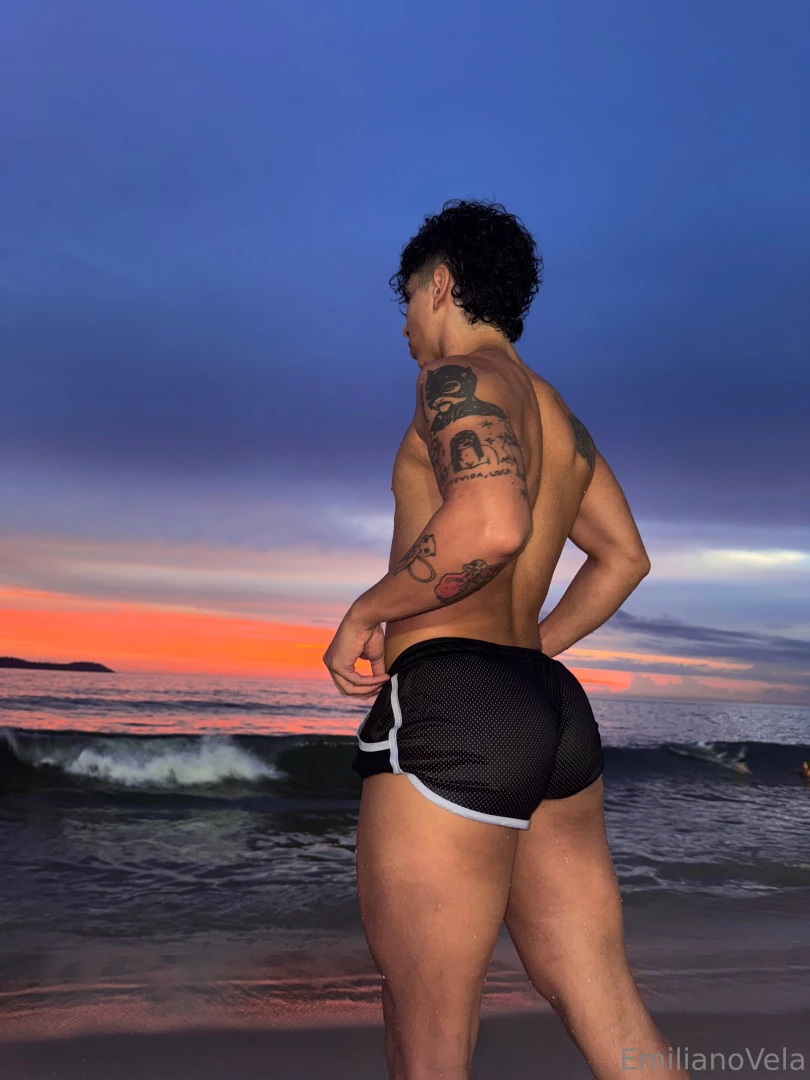 Que beleza o c u do rio here s some pics my lil bro took of me with 