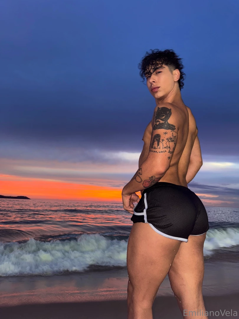 Que beleza o c u do rio here s some pics my lil bro took of me with part 3 