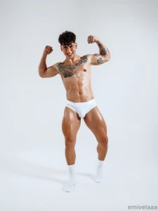 It s giving model part 3