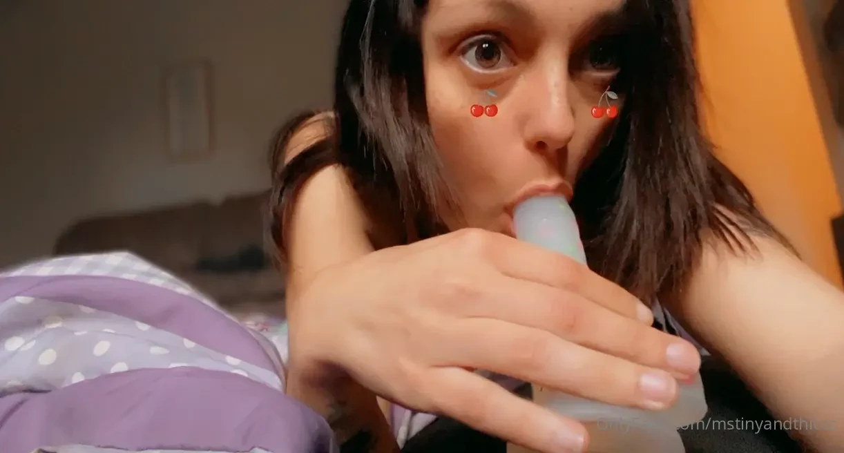 Don t you like me playing with dildo wish it was real 