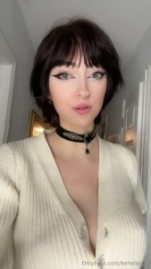 Shrinking my short date giantess time with hints of vore 3
