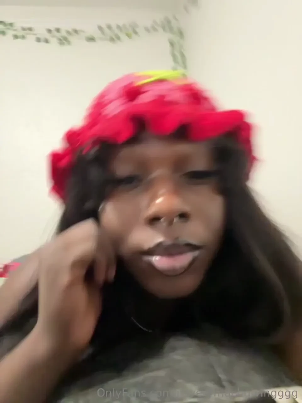 I just bought a dildo and some baby oil got some good content coming part 2 