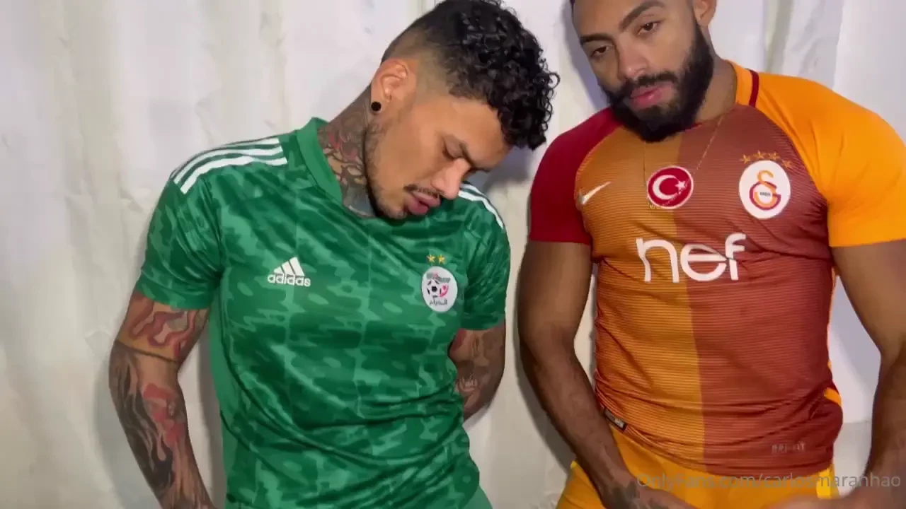 O jogador que recebeu as bolas no gol pablobravostar 