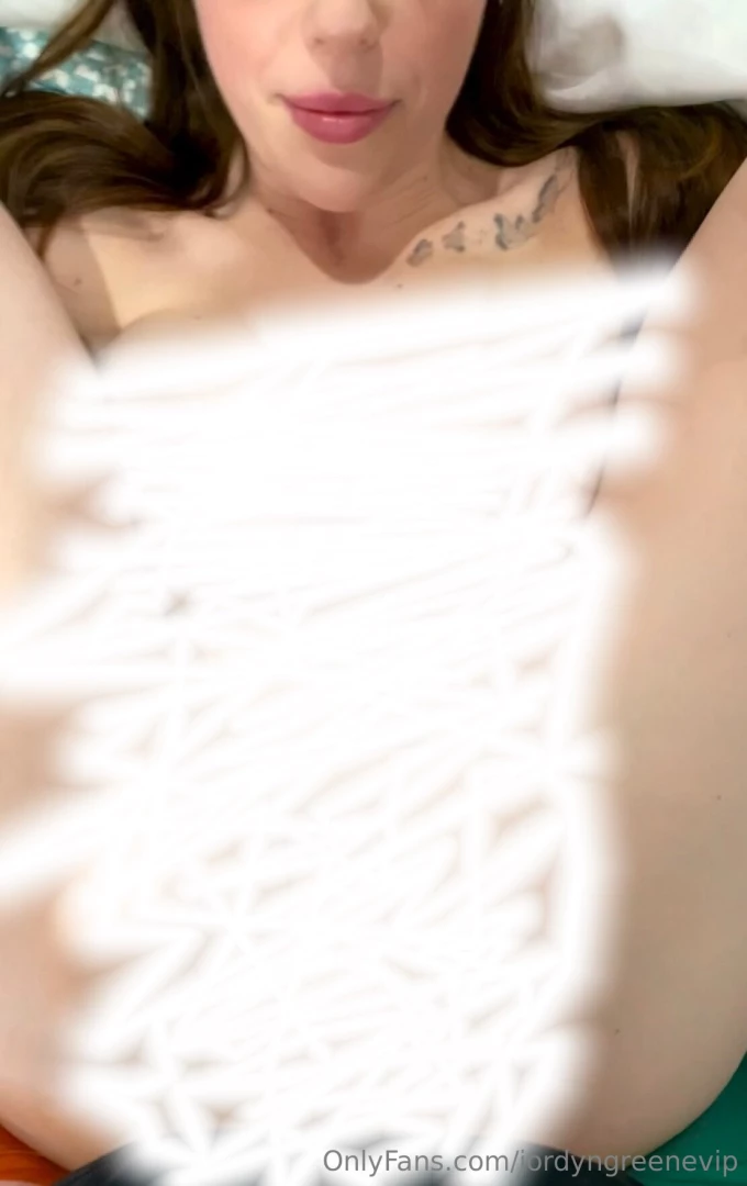 Short clips of me getting fucked in missionary watch as i get fucked 