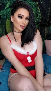 Dont throw me out like last years christmas presents i ll be sad