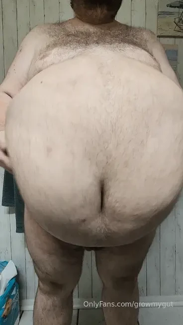 Quick video in the new bathroom a nice close up of the tank i feel 