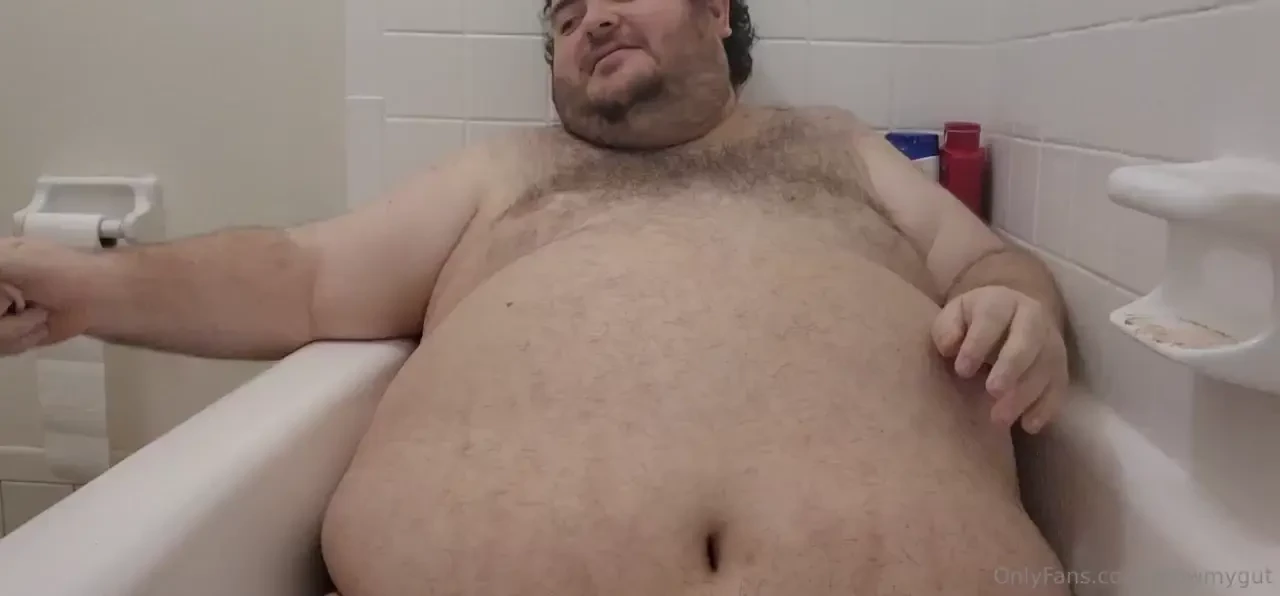 Sound warning i had to film with the bathroom light on which is 