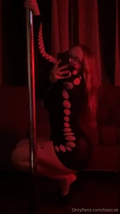 I love grinding on this pole for you daddy it feels so good when you part 2